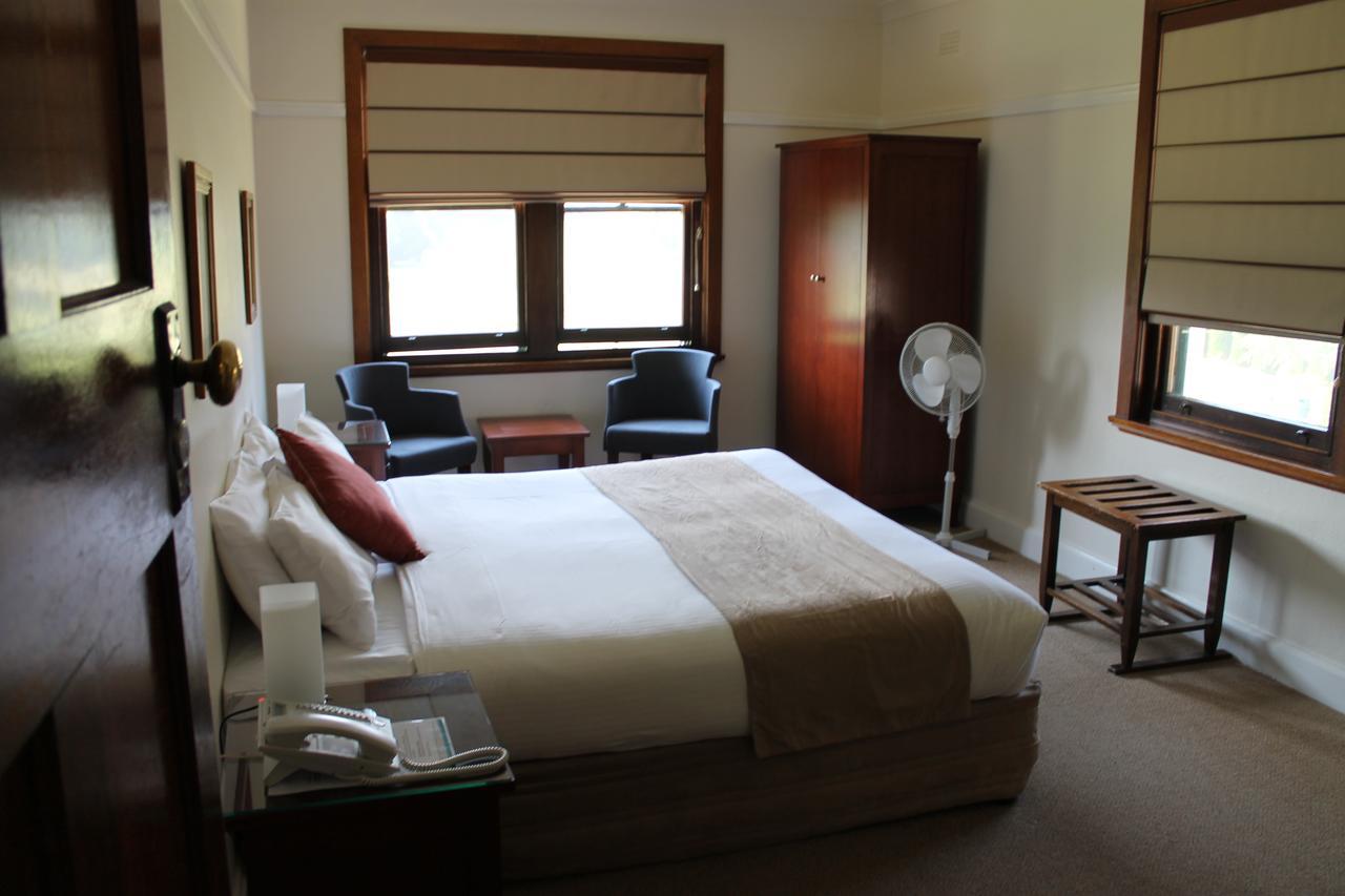 Dormie House Hotel Moss Vale Buitenkant foto
